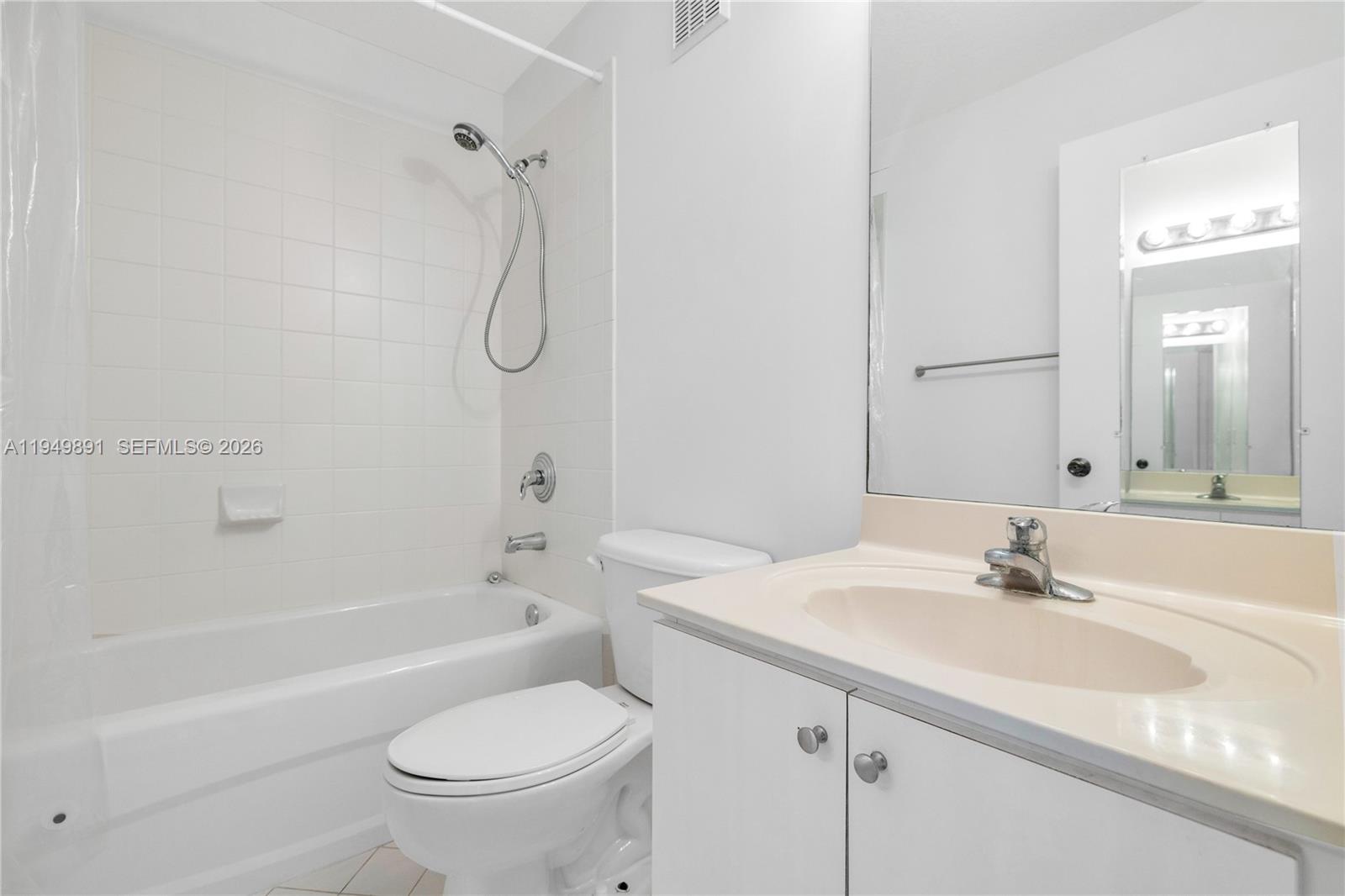 VENETIA GARDENS CONDO - Residential Lease