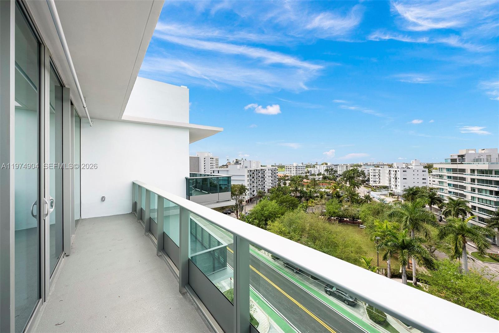 LA BAHIA - Residential