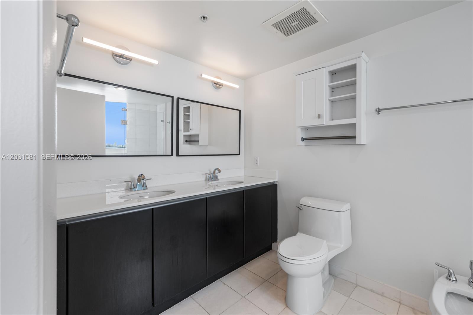 ONYX ON THE BAY CONDO - Residential Lease
