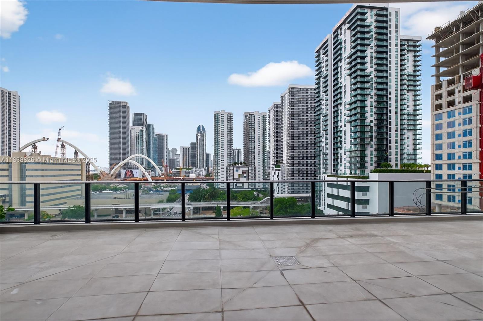 CANVAS CONDO - Residential Lease