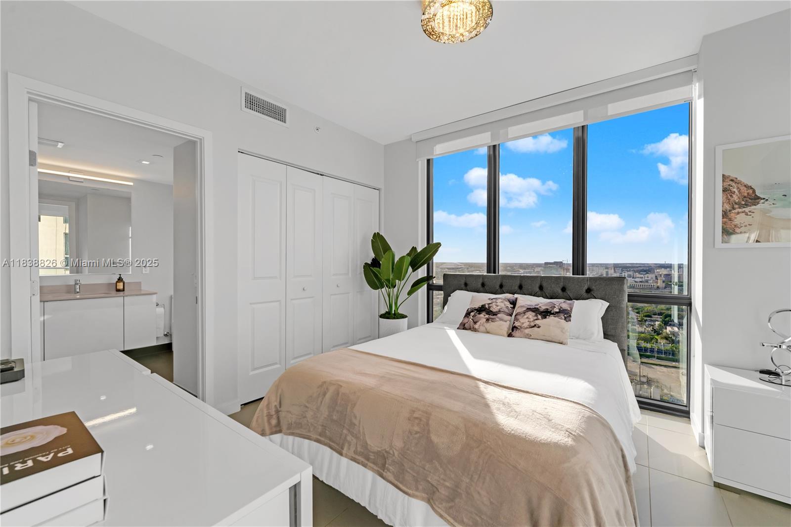CANVAS CONDO - Residential Lease