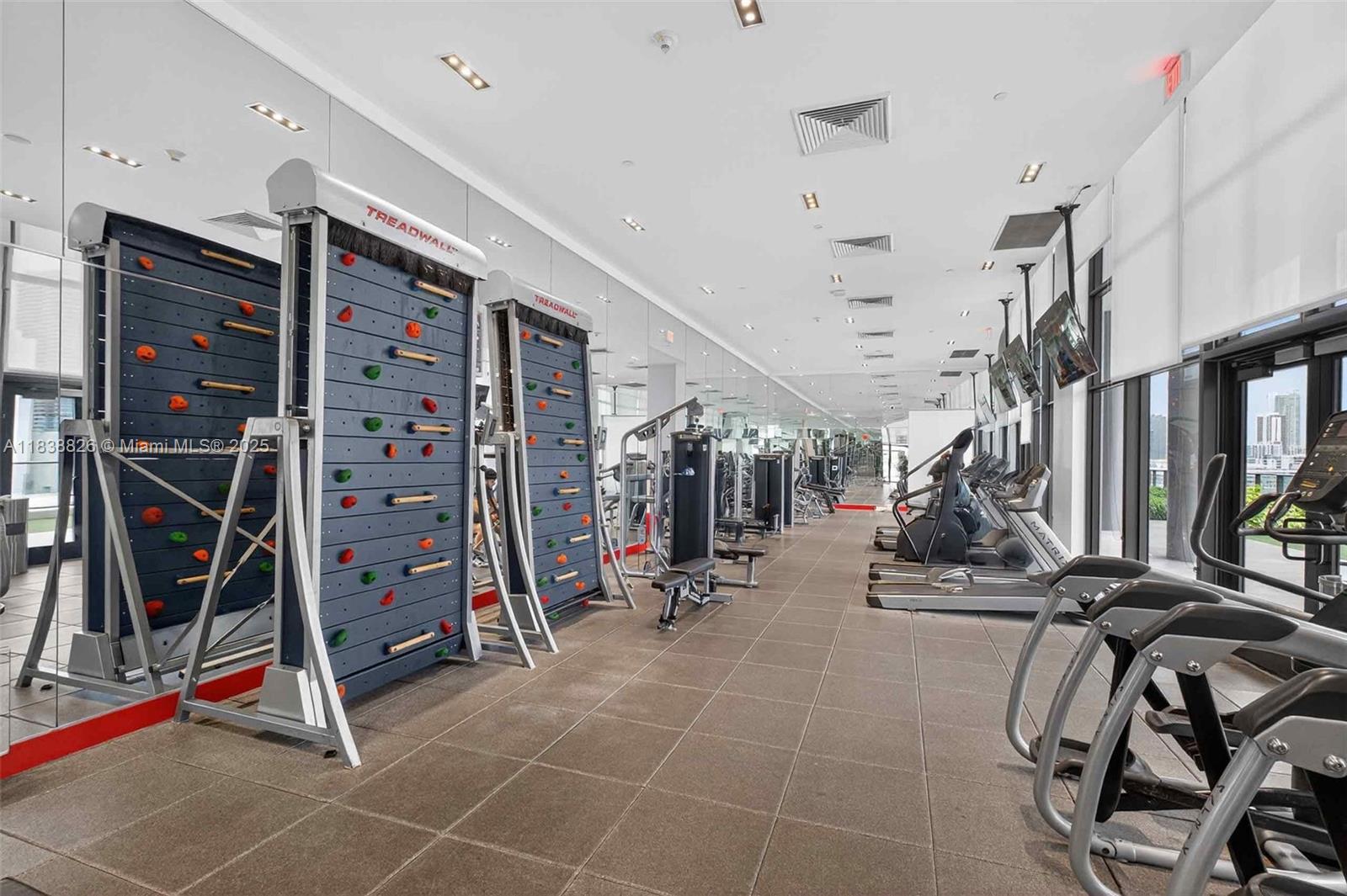 CANVAS CONDO - Residential Lease