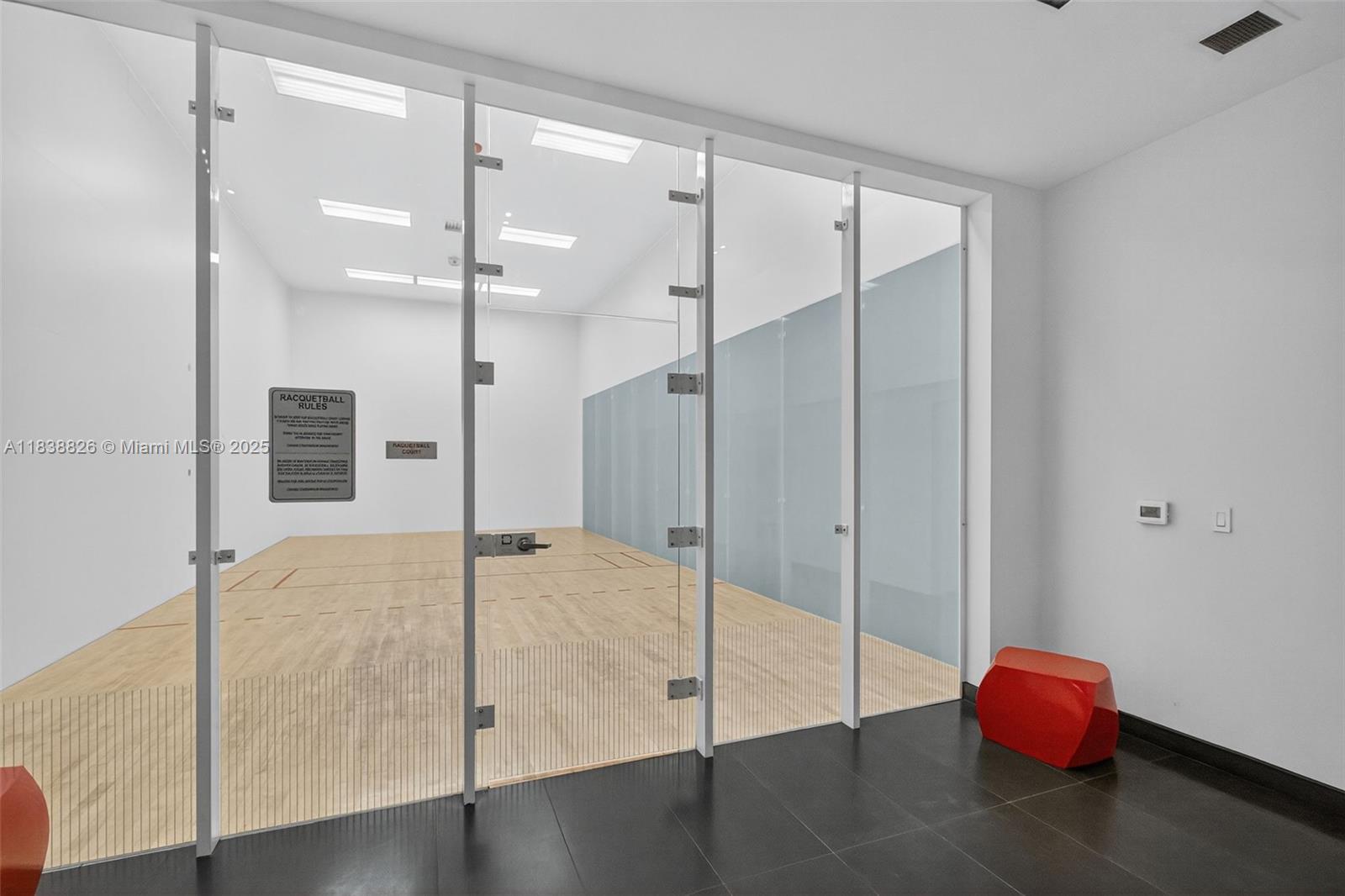 CANVAS CONDO - Residential Lease