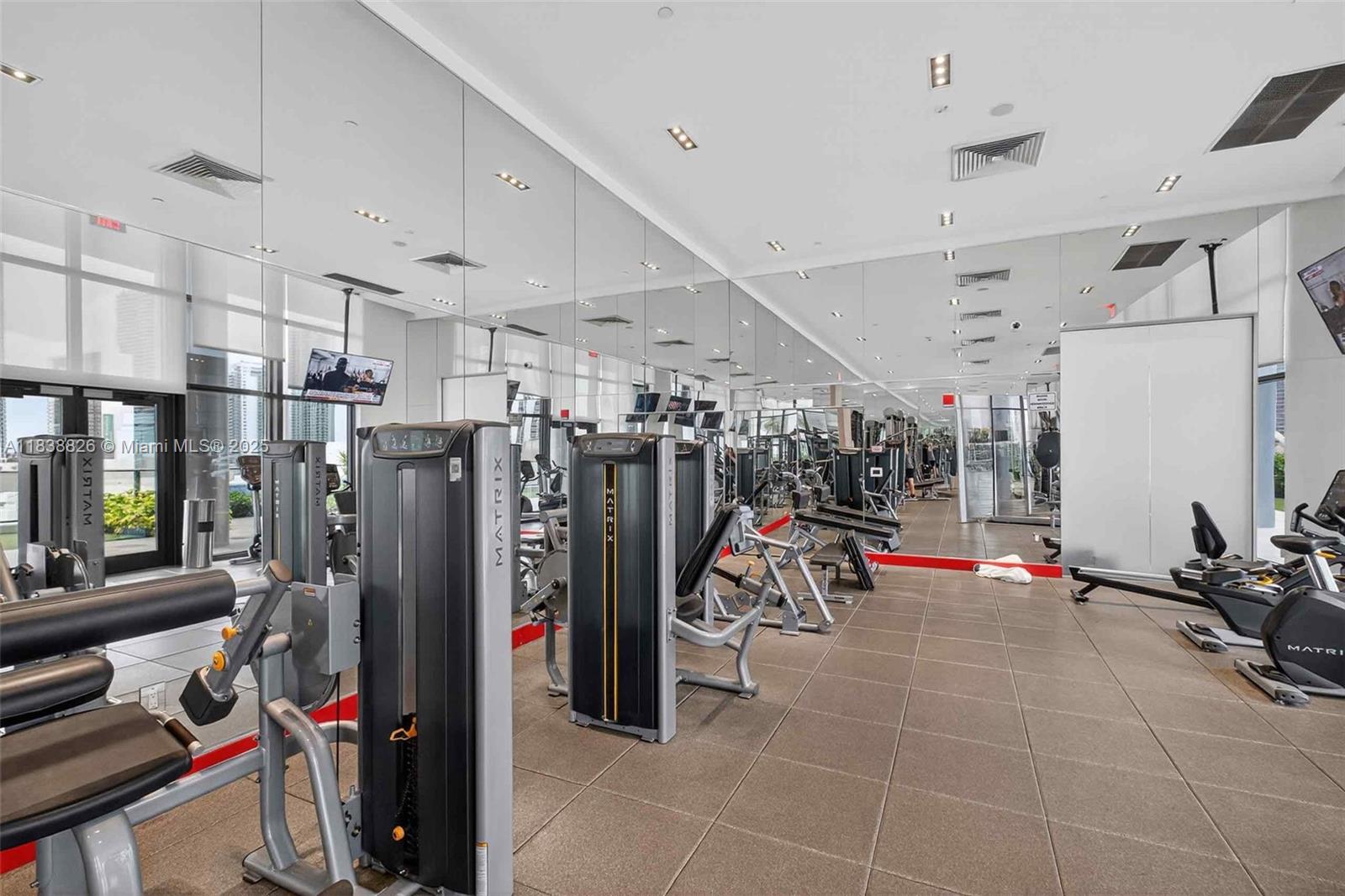 CANVAS CONDO - Residential Lease