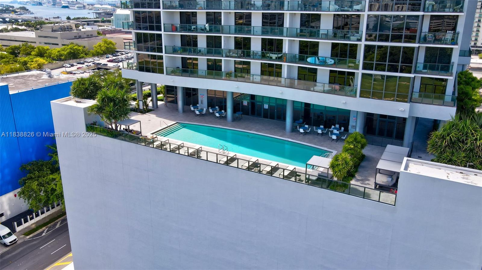 CANVAS CONDO - Residential Lease