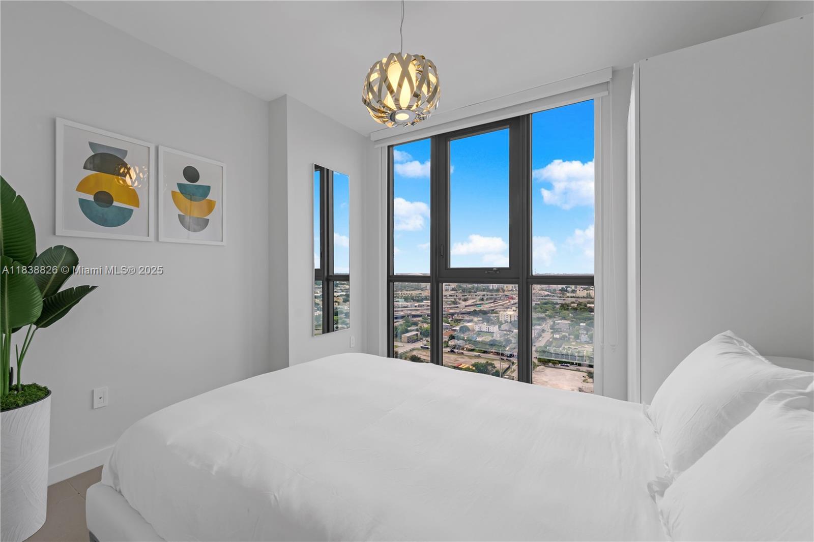 CANVAS CONDO - Residential Lease