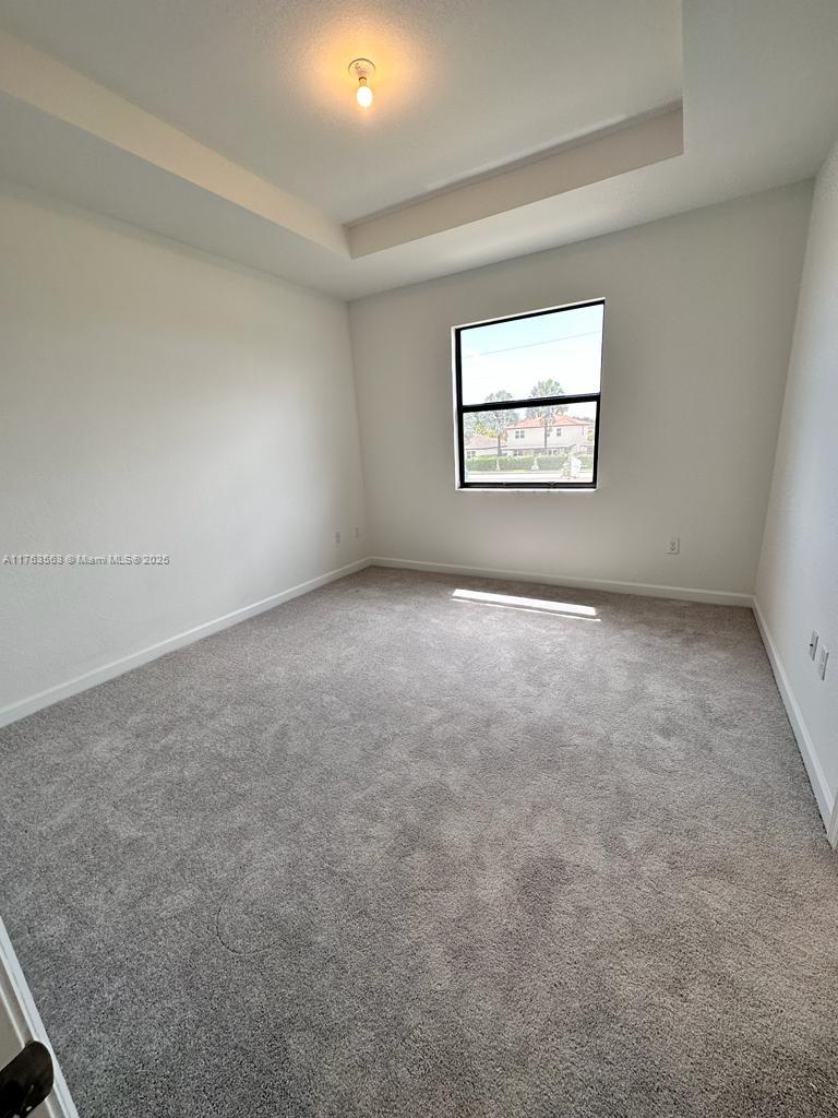 SILVER PALM RESIDENTIAL H - Residential Lease