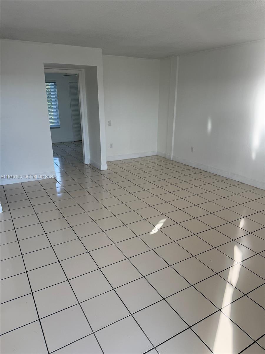 REGENCY COVE CONDO - Residential