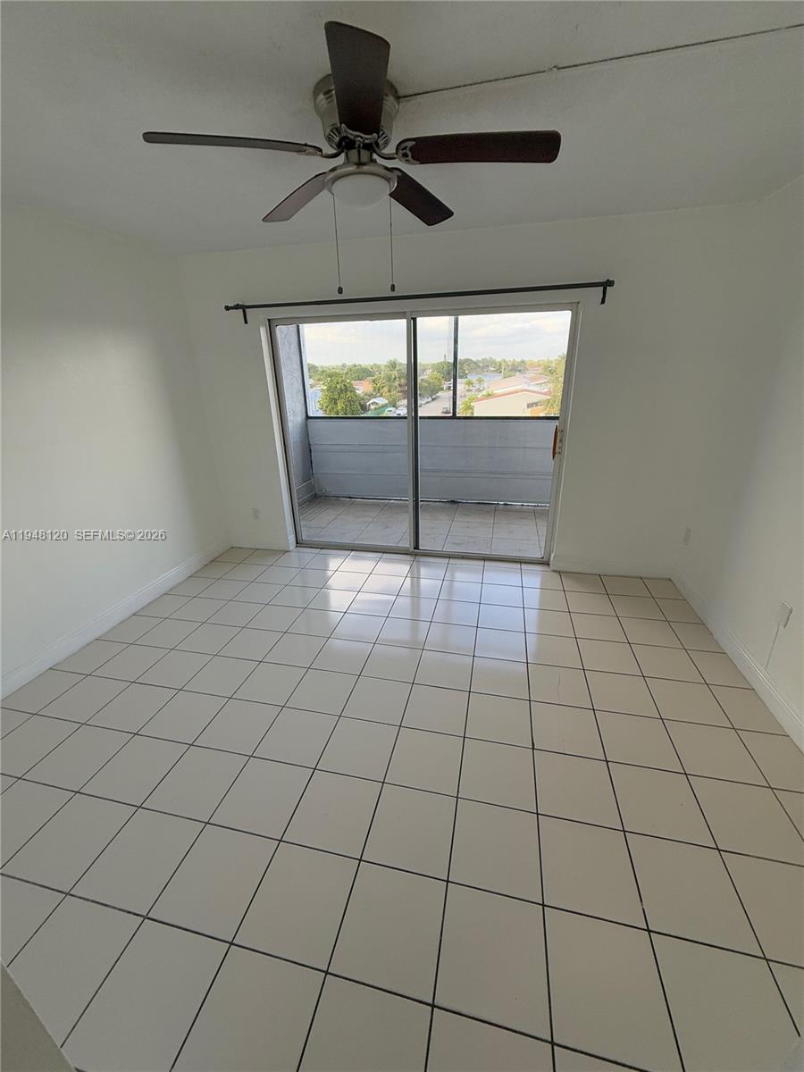 REGENCY COVE CONDO - Residential