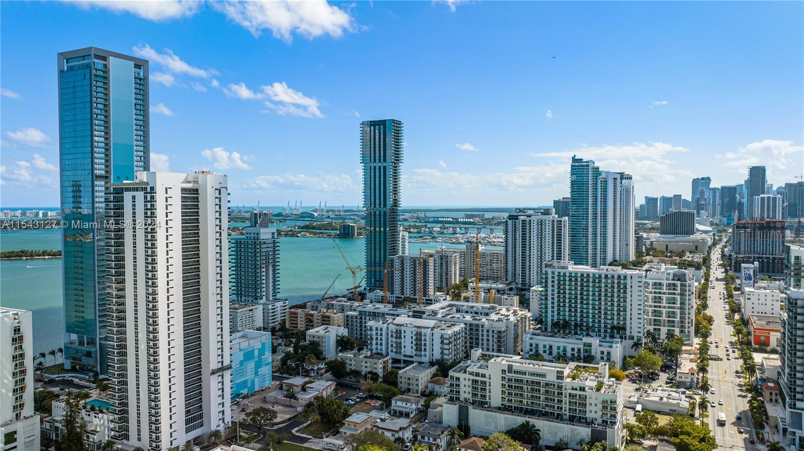 GRAN PARAISO CONDO - Residential Lease