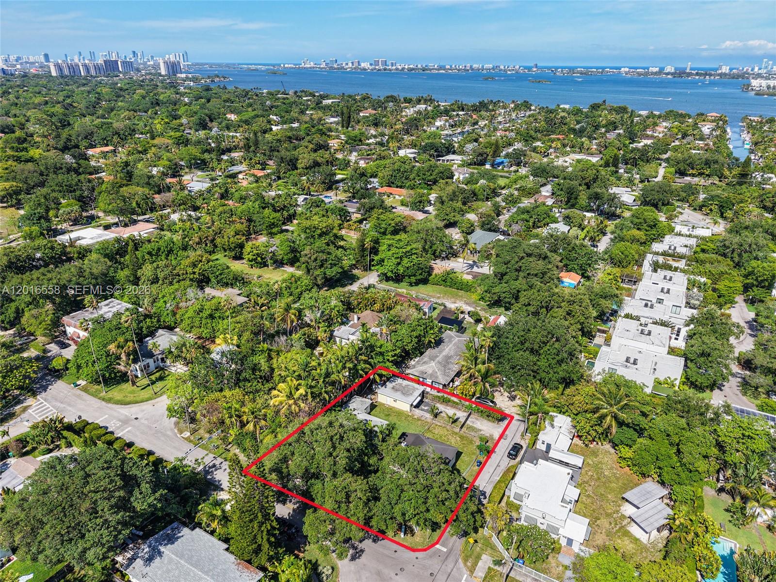 BISCAYNE HEIGHTS - Residential Income