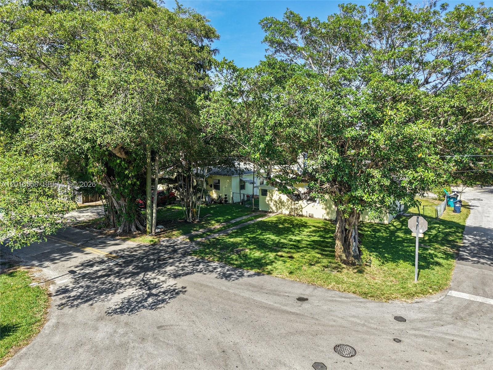 BISCAYNE HEIGHTS - Residential Income