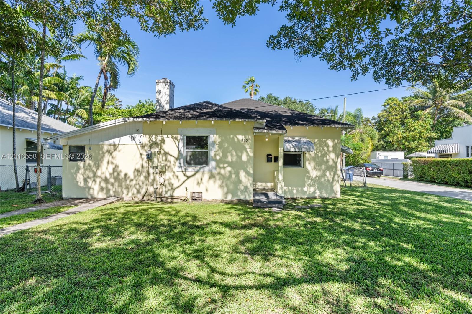 BISCAYNE HEIGHTS - Residential Income