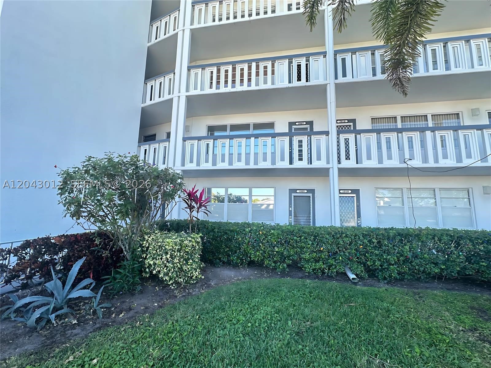 HARWOOD C CONDO - Residential
