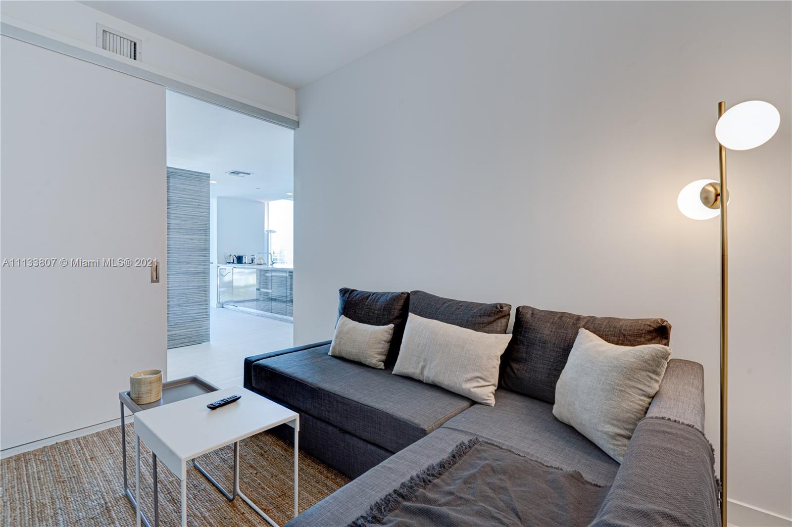 ICON BAY CONDO - Residential Lease