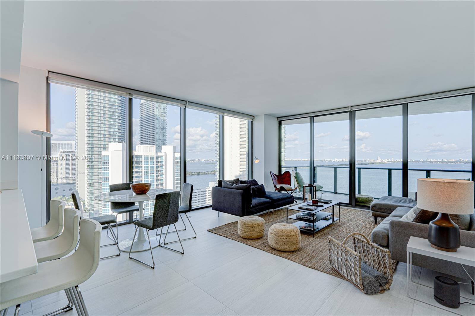 ICON BAY CONDO - Residential Lease