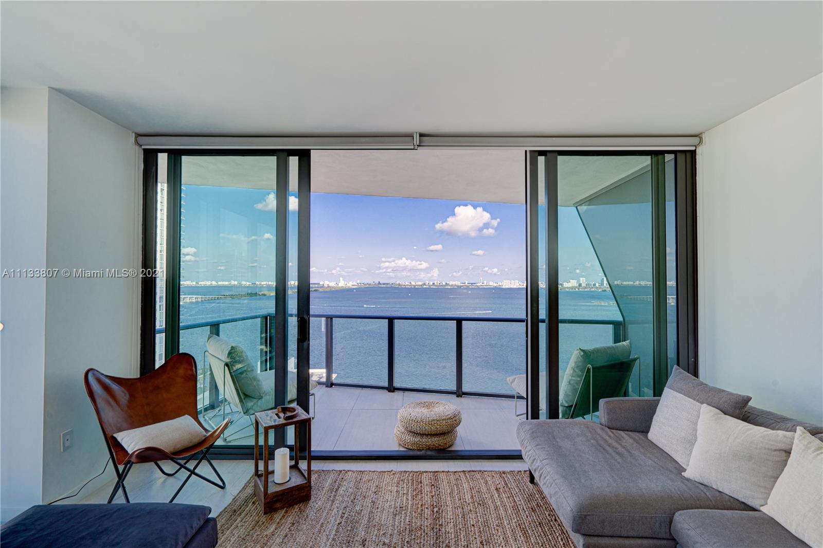 ICON BAY CONDO - Residential Lease