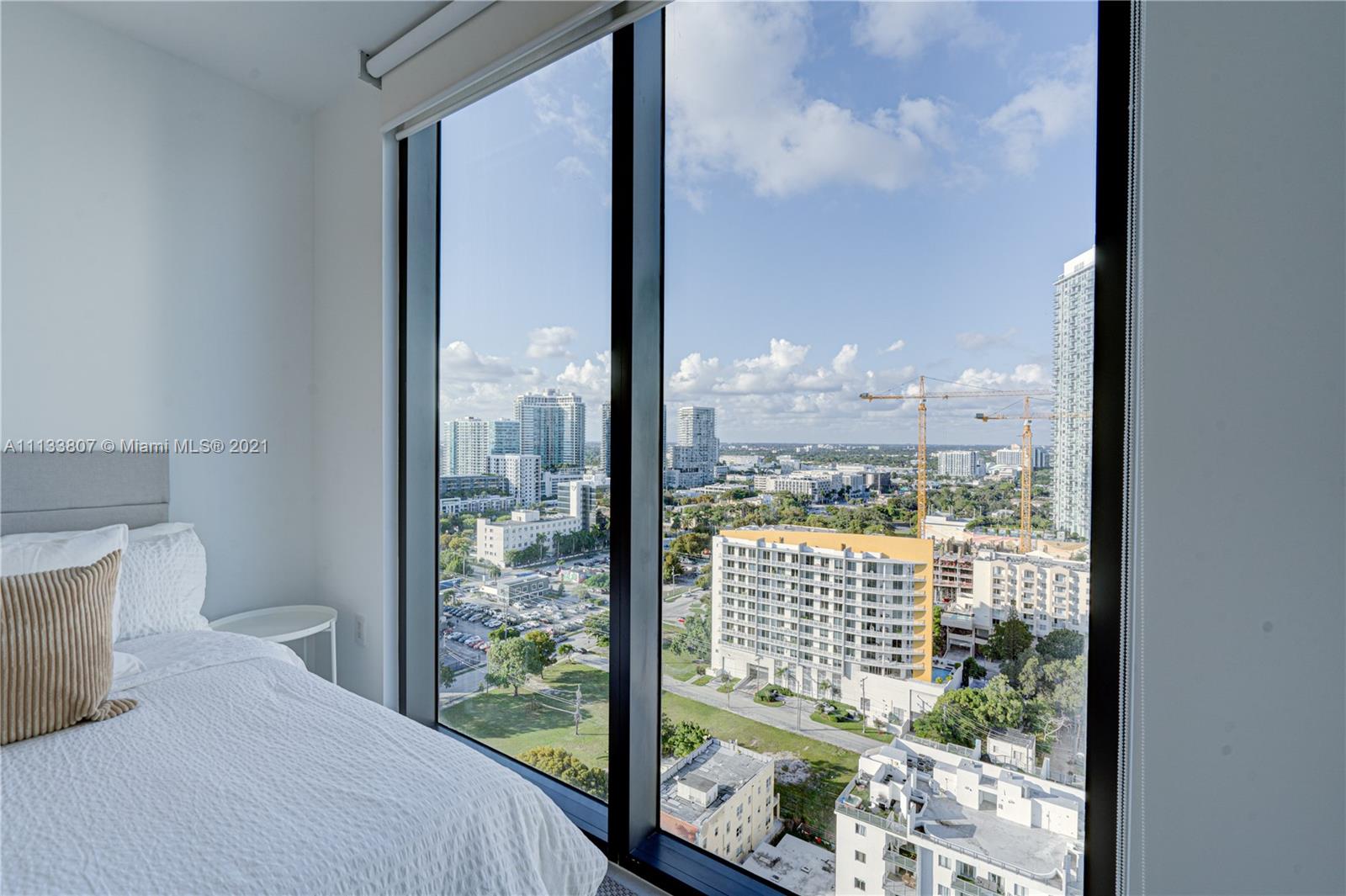 ICON BAY CONDO - Residential Lease