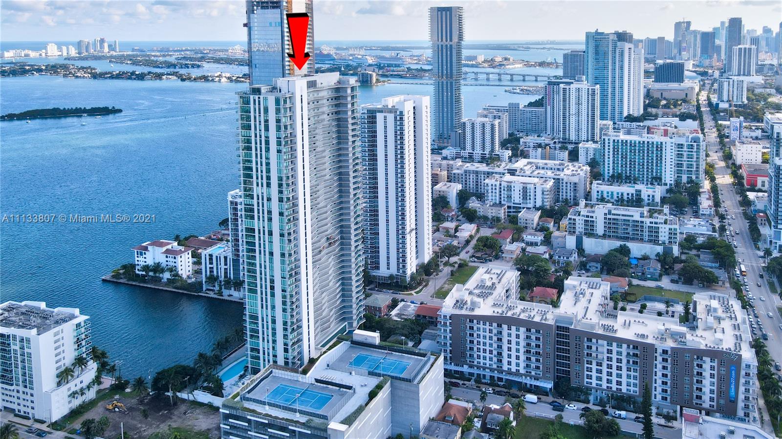 ICON BAY CONDO - Residential Lease