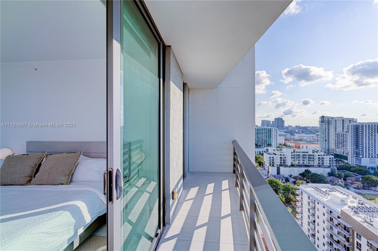 ICON BAY CONDO - Residential Lease