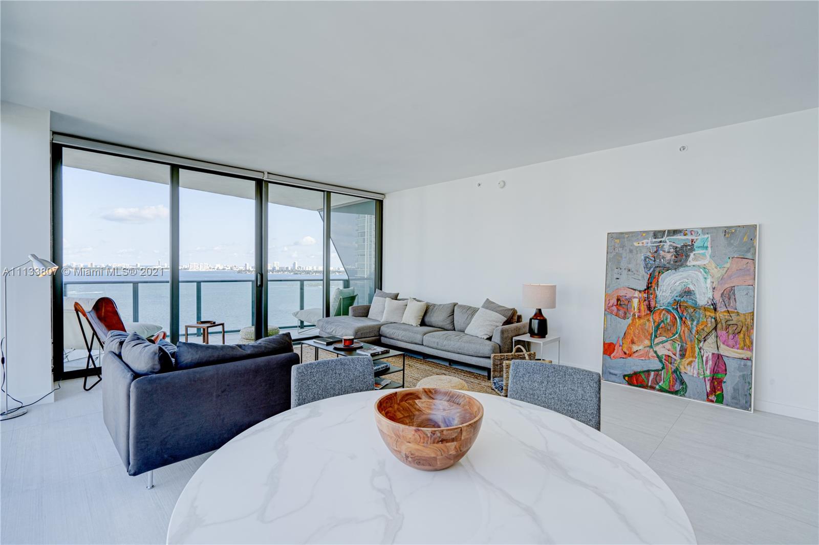 ICON BAY CONDO - Residential Lease