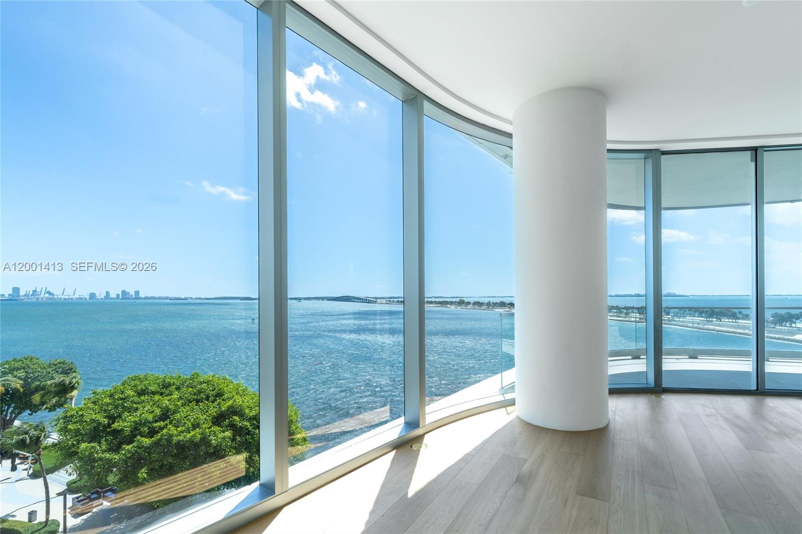 Una Residences - Residential