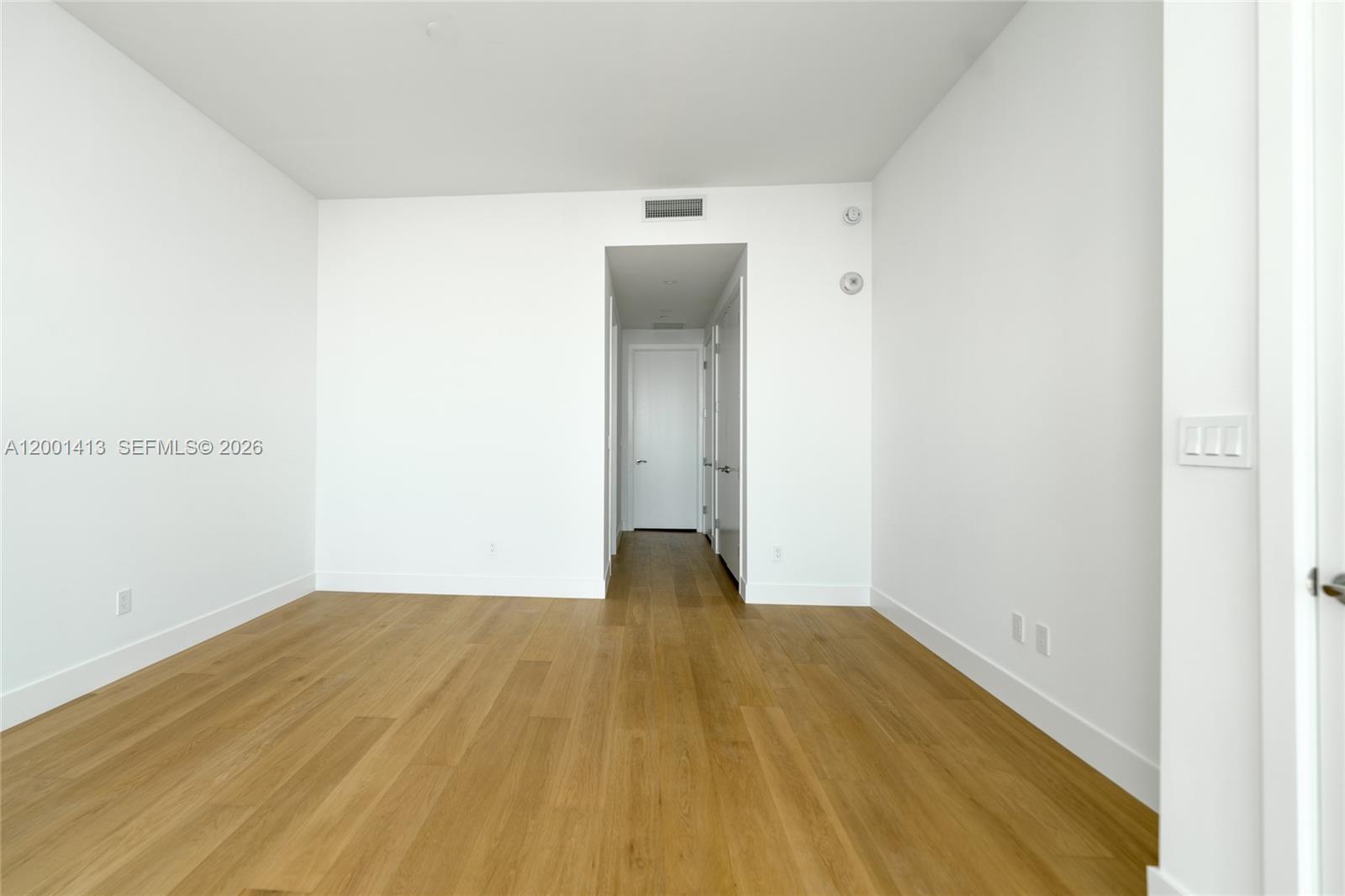 Una Residences - Residential