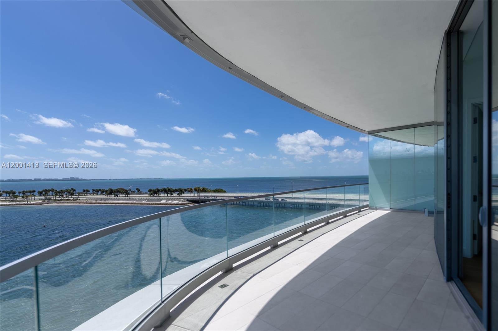 Una Residences - Residential