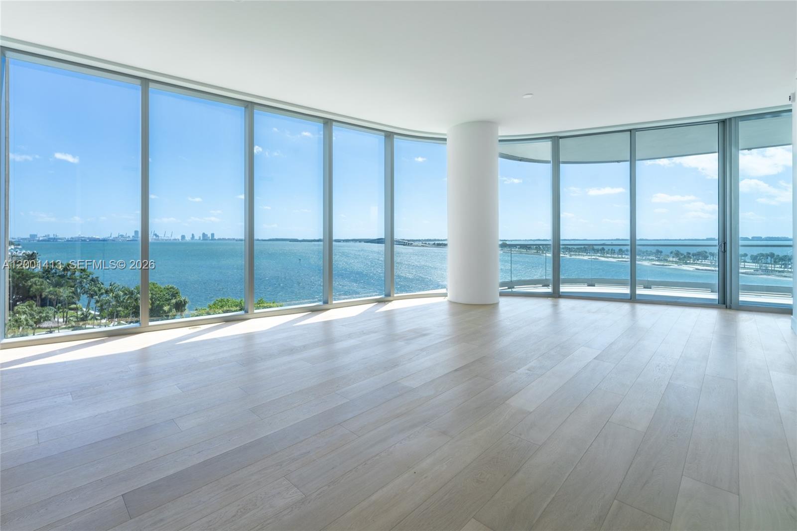 Una Residences - Residential