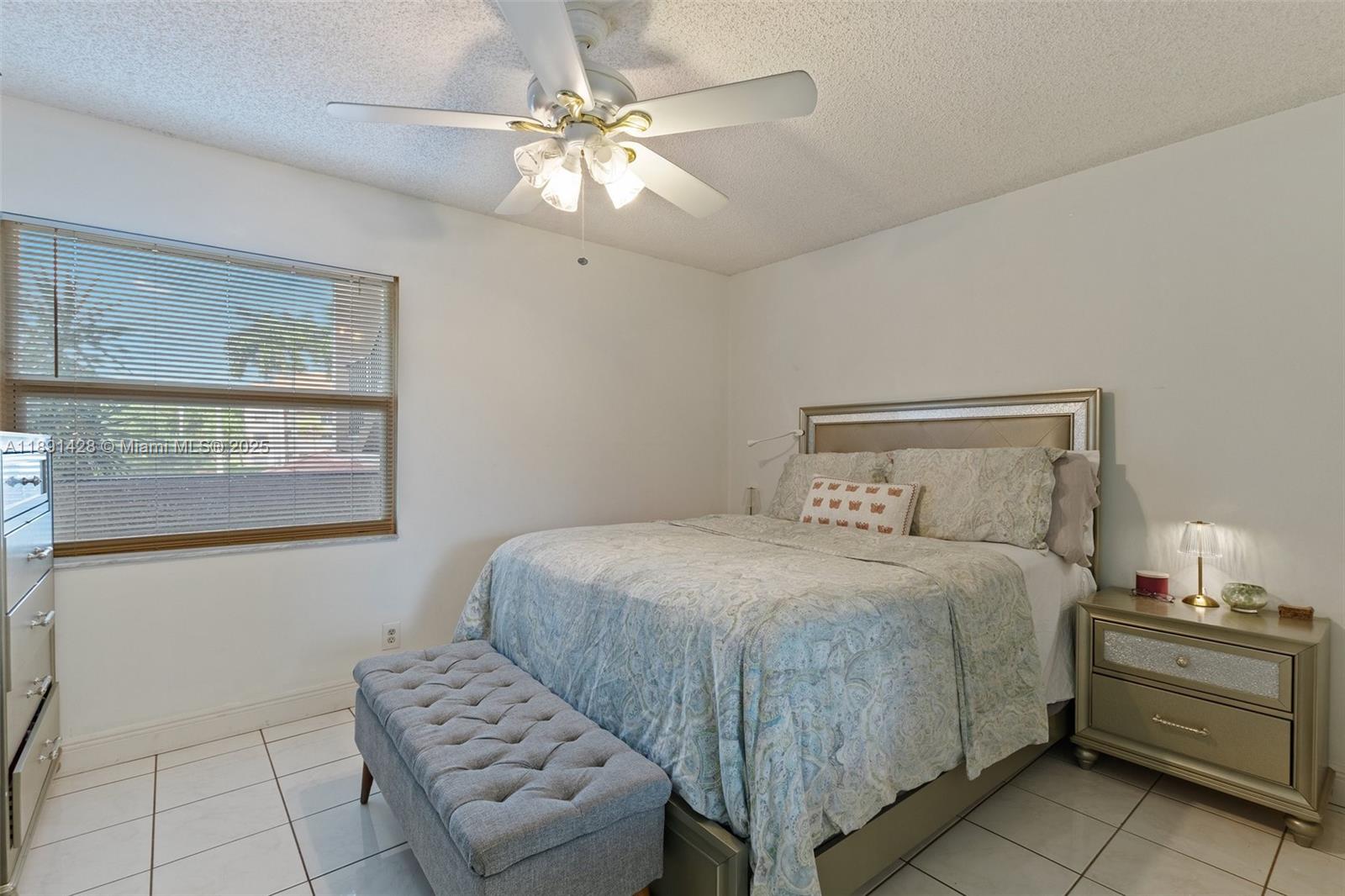 CAMBRIDGE AT CENTURY VILL - Residential