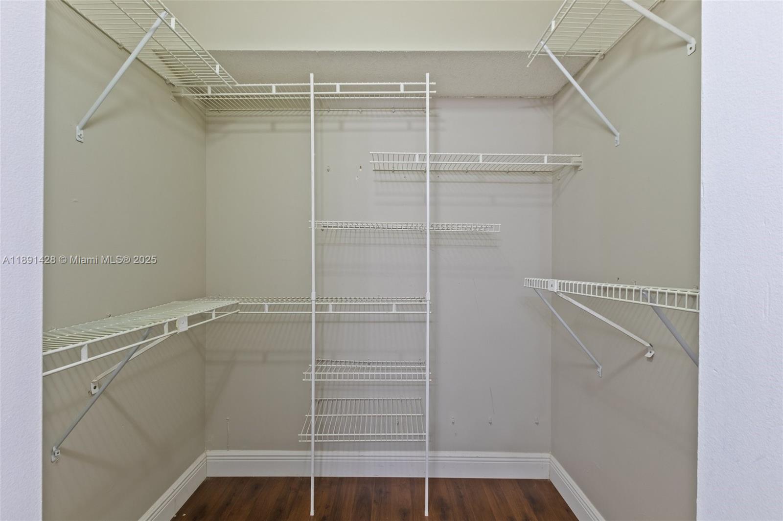 CAMBRIDGE AT CENTURY VILL - Residential