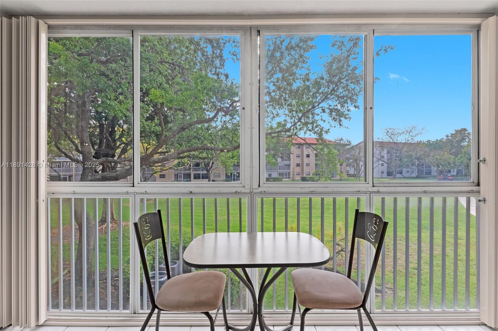 CAMBRIDGE AT CENTURY VILL - Residential
