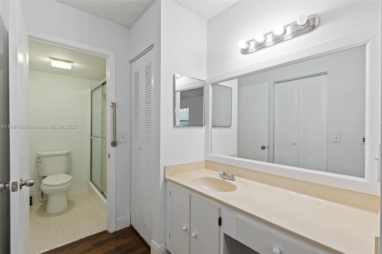 CAMBRIDGE AT CENTURY VILL - Residential