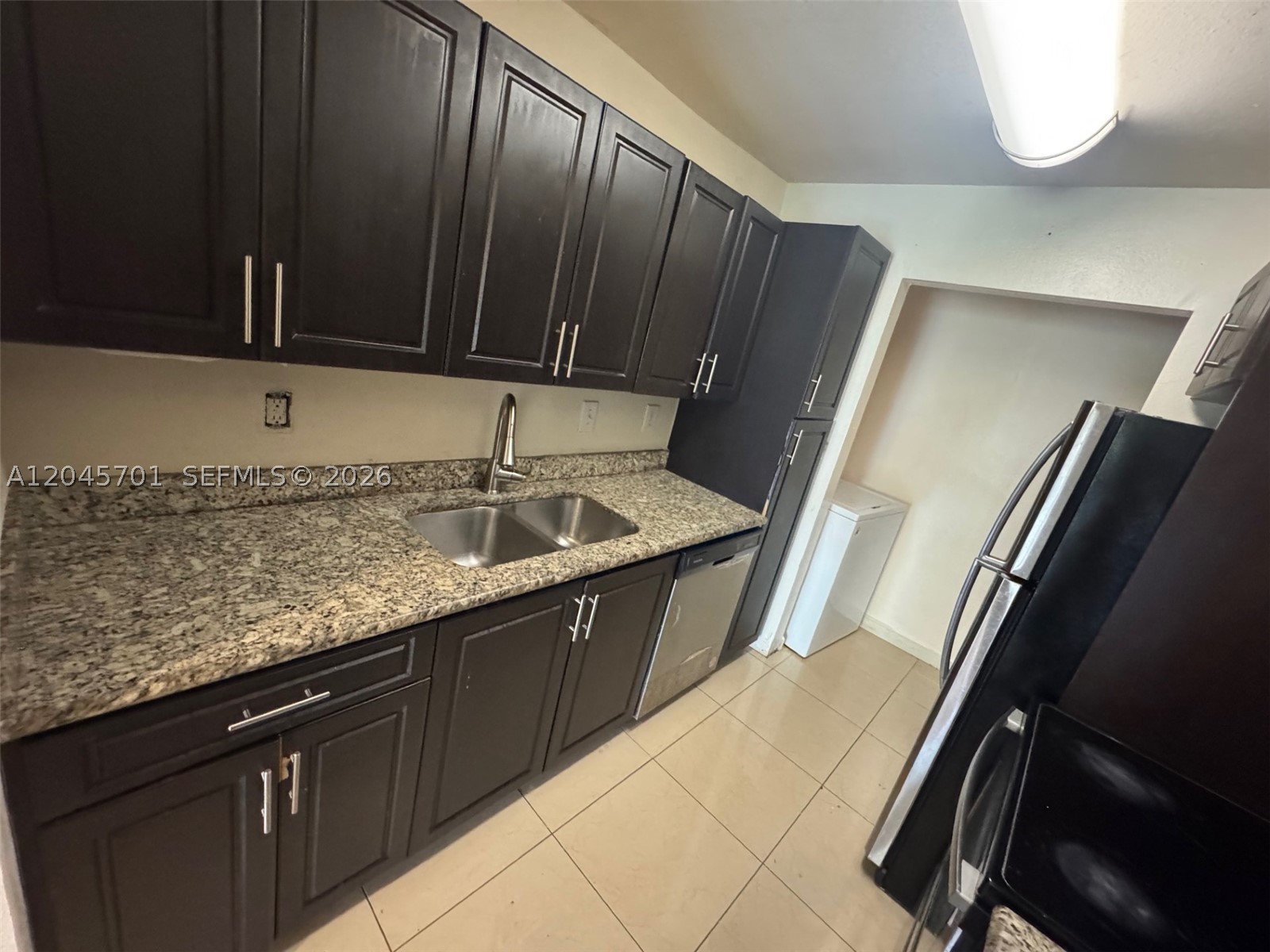 PRESERVE AT AVERY LAKES - Residential