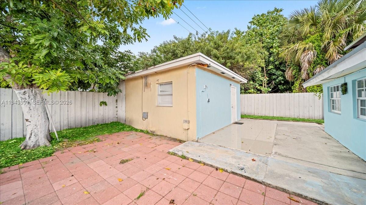 BELL GARDENS - Residential