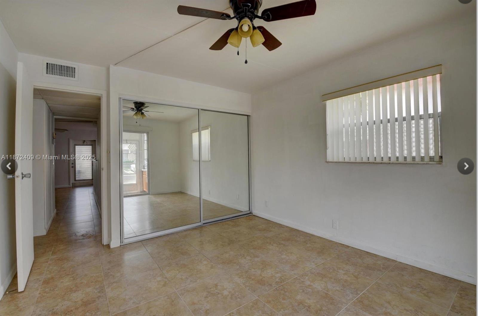 KINGS POINT SAXONY CONDOS - Residential