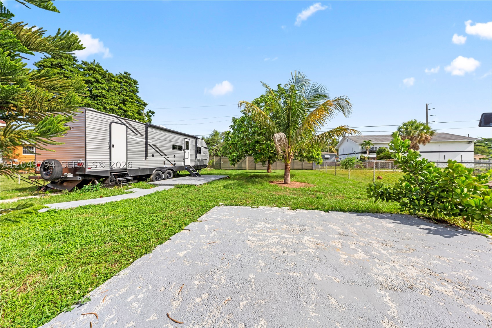 PARA VILLA HEIGHTS - Residential
