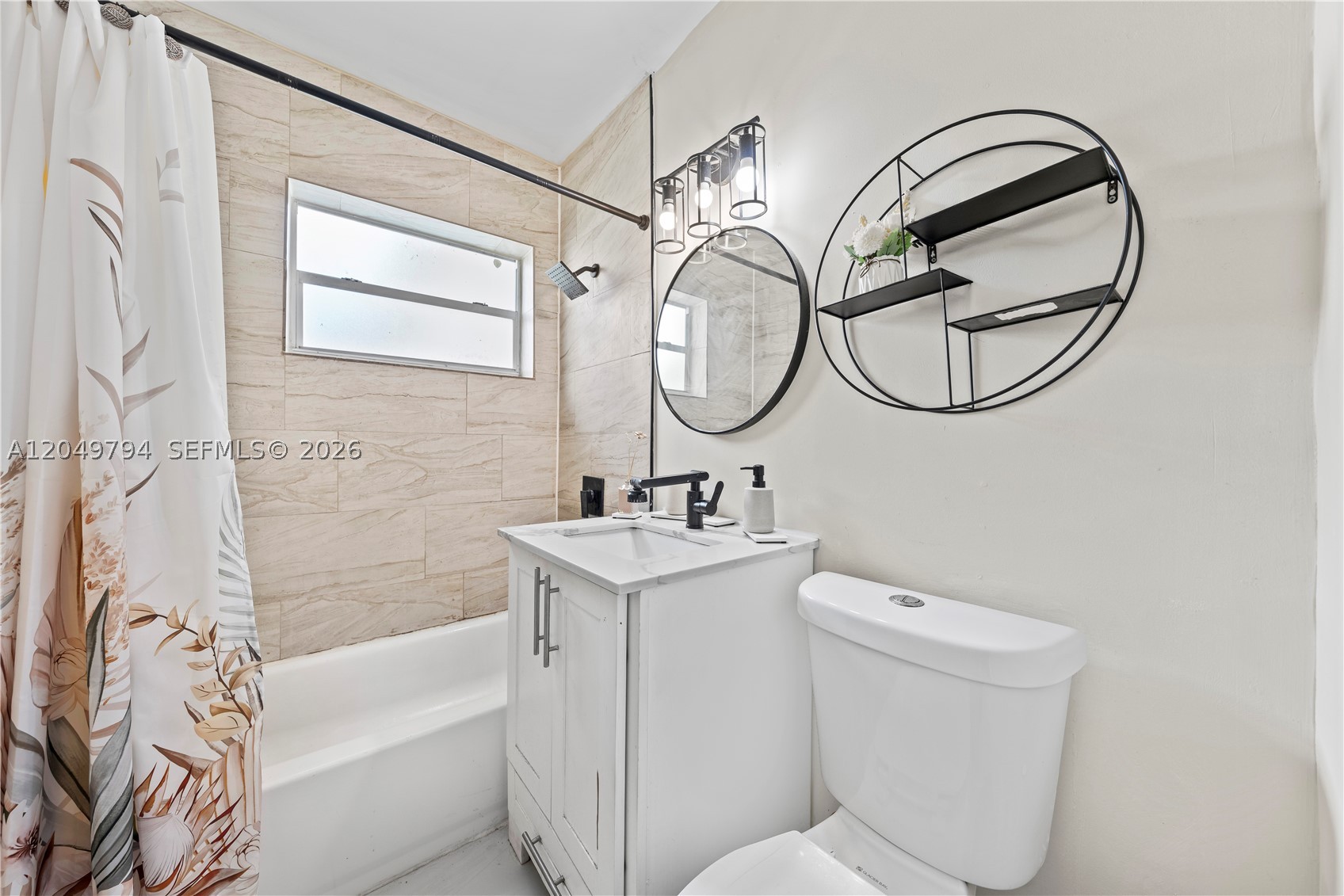 PARA VILLA HEIGHTS - Residential