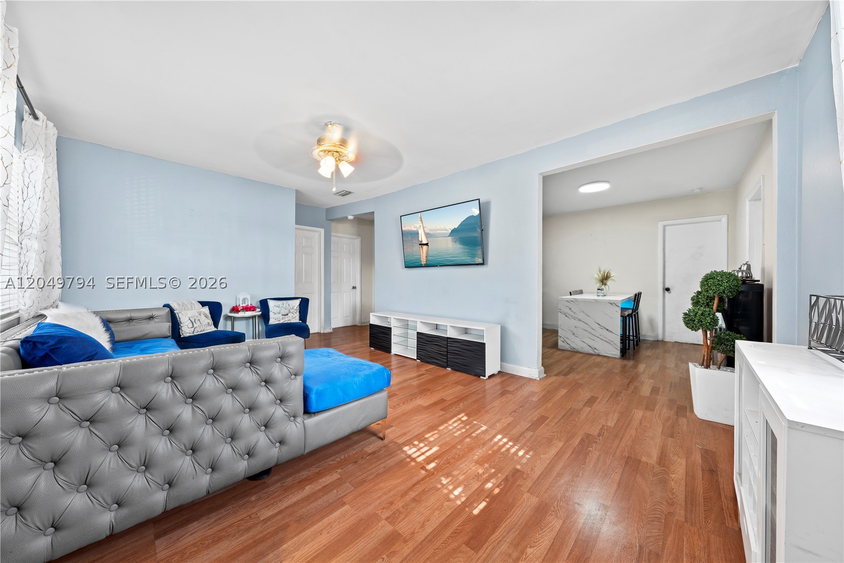 PARA VILLA HEIGHTS - Residential