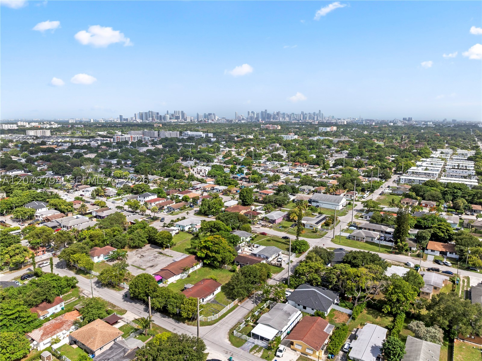 PARA VILLA HEIGHTS - Residential