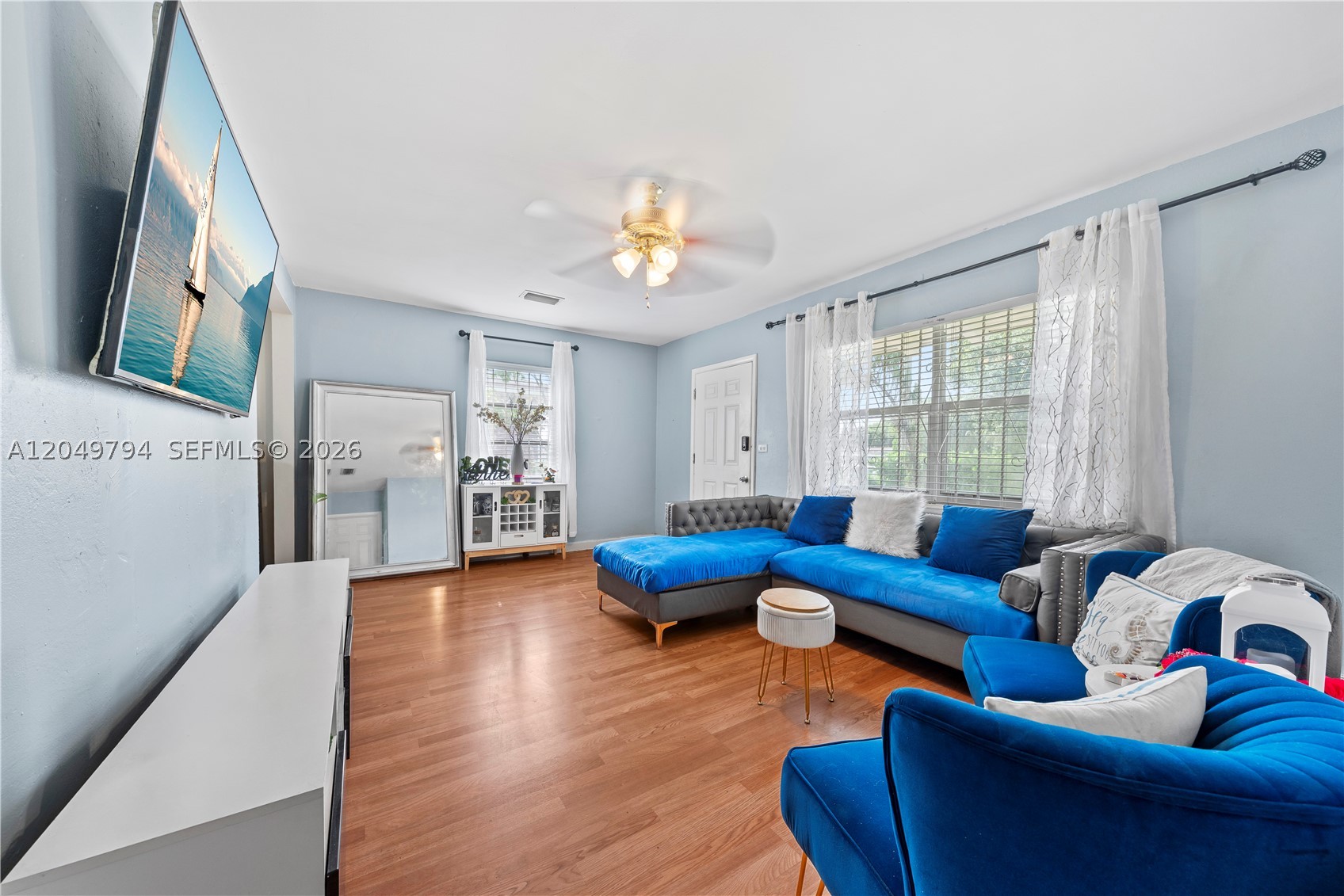 PARA VILLA HEIGHTS - Residential