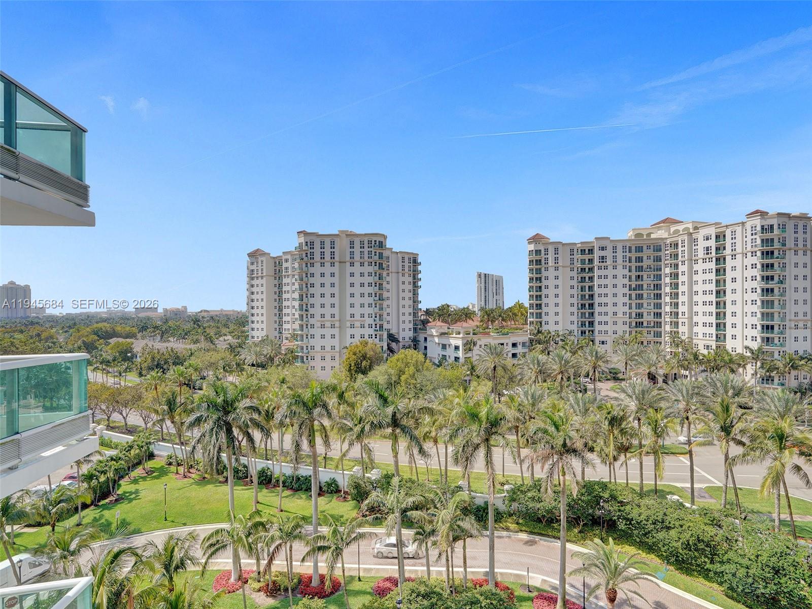 TOWERS OF PORTO VITA-SOUT - Residential