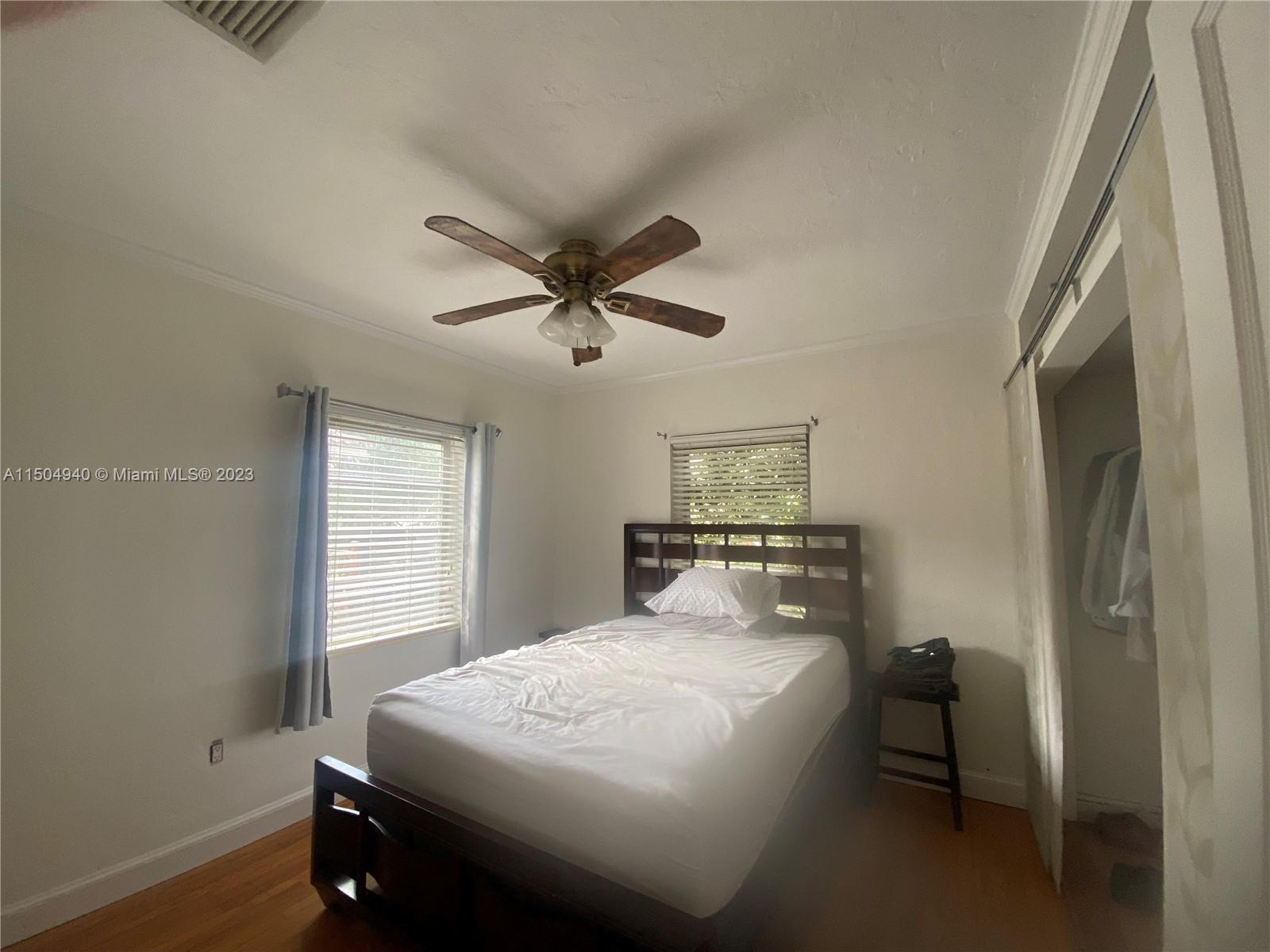 COUNTRY CLUB ESTATES SEC - Residential Lease