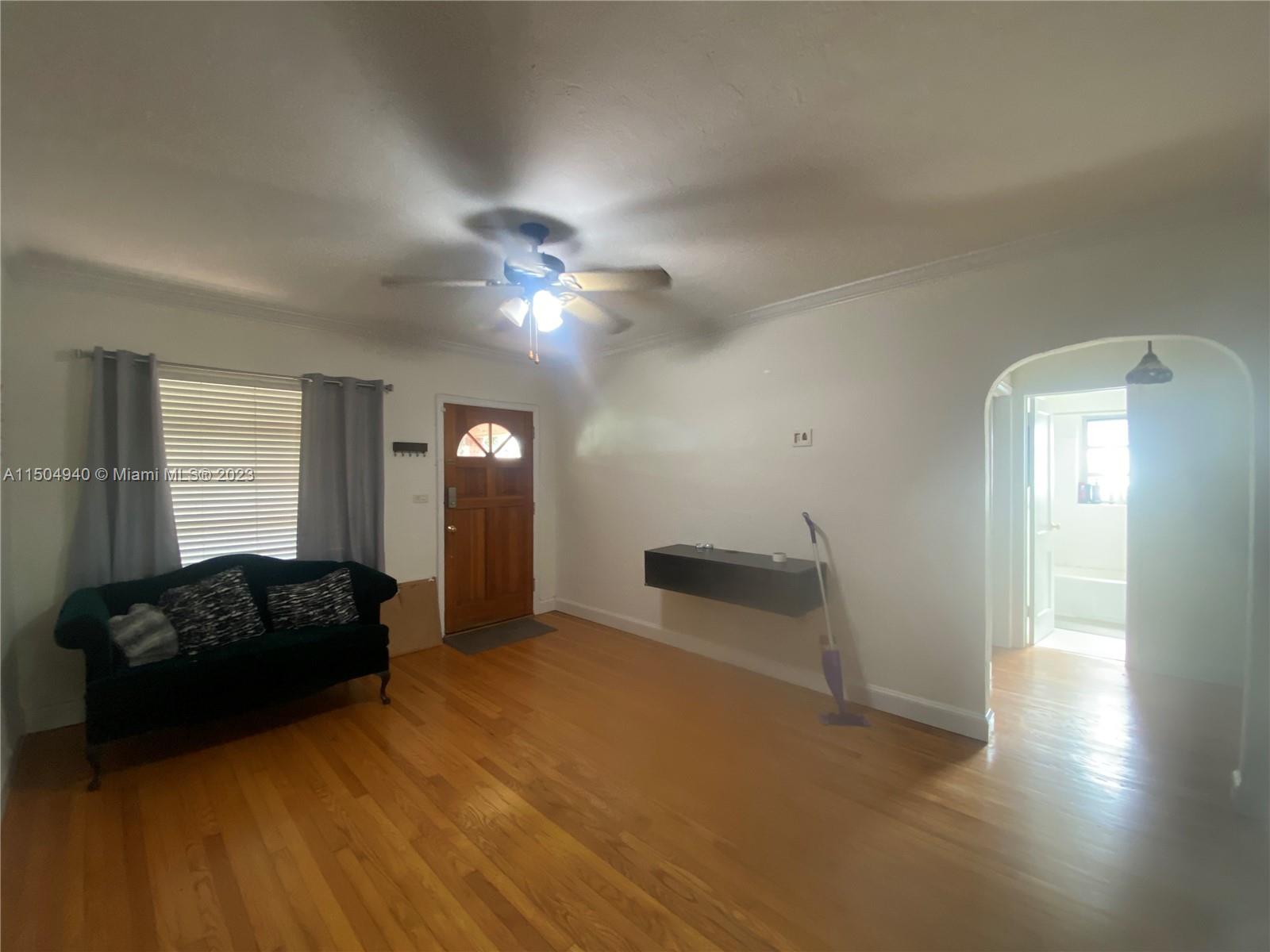 COUNTRY CLUB ESTATES SEC - Residential Lease