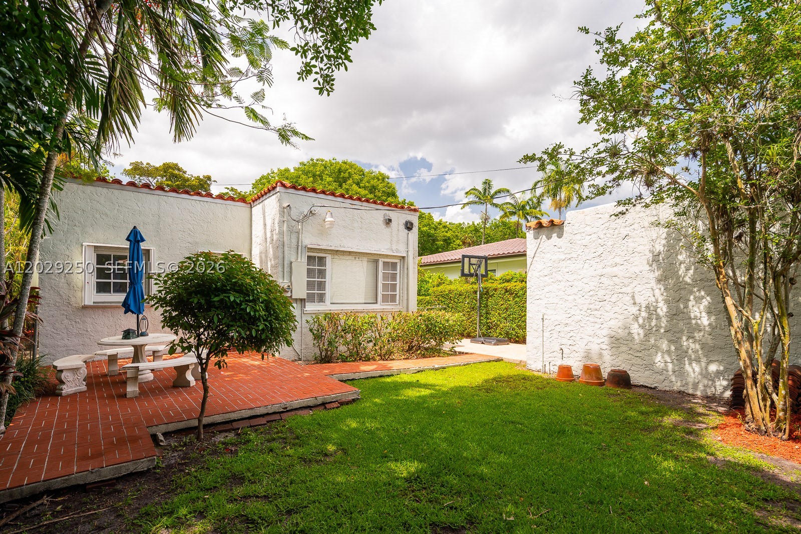 CORAL GABLES SEC B - Residential