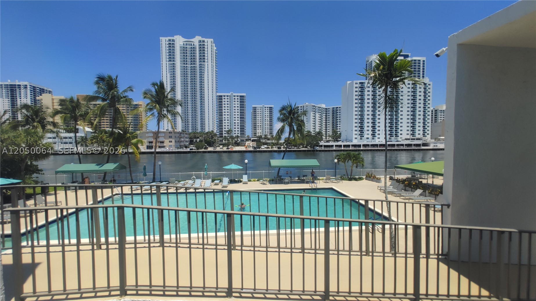 OCEANVIEW PARK CONDO - Residential Lease