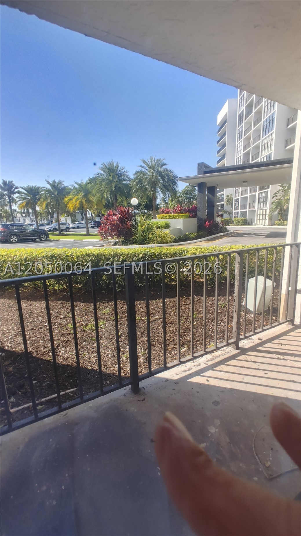 OCEANVIEW PARK CONDO - Residential Lease