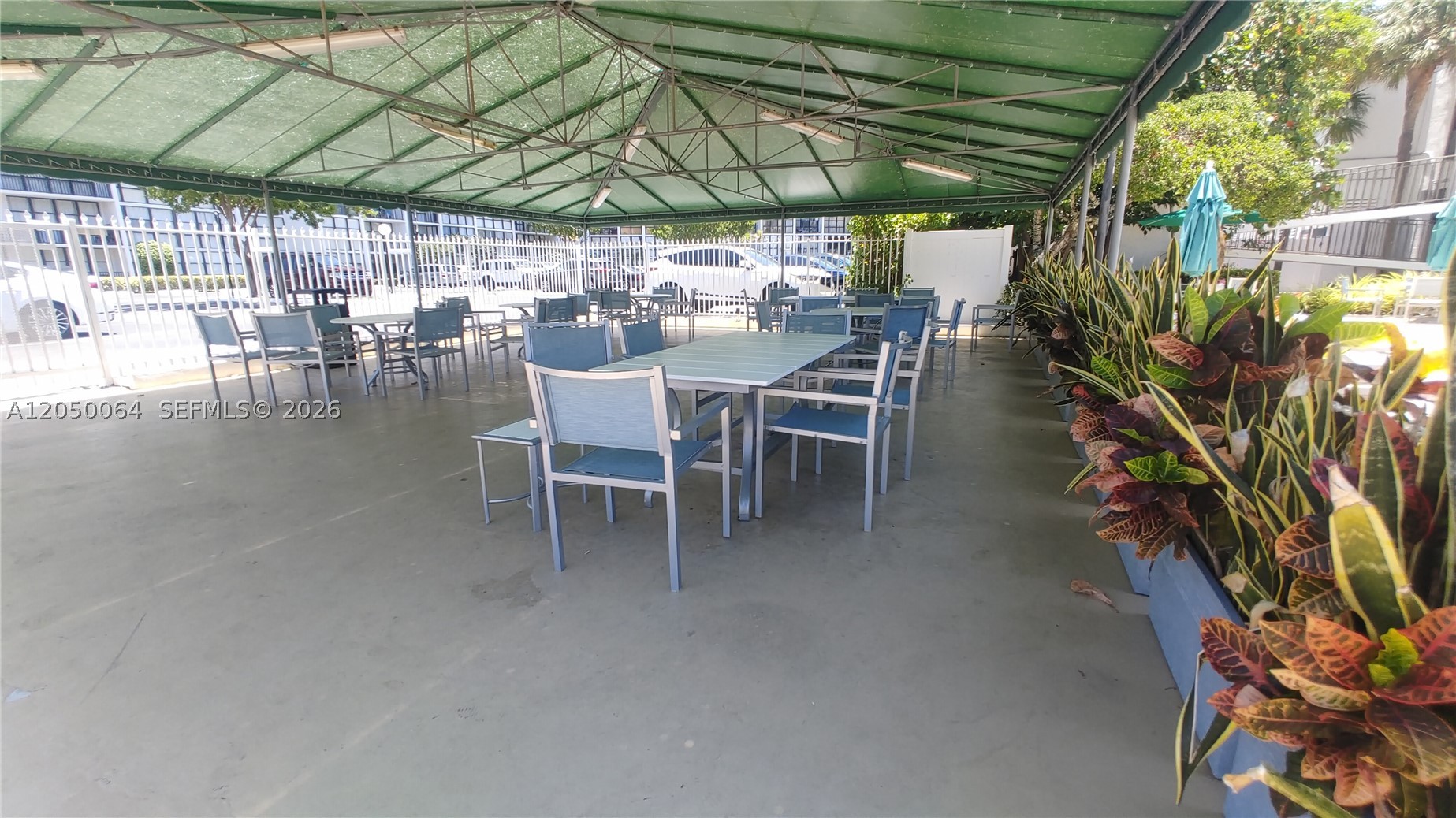 OCEANVIEW PARK CONDO - Residential Lease