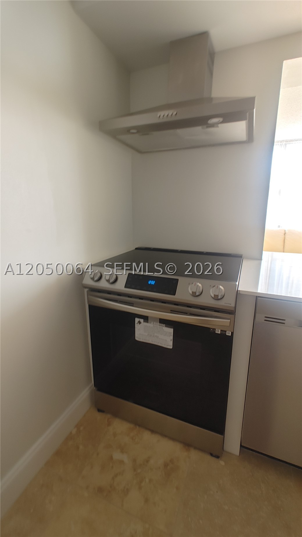 OCEANVIEW PARK CONDO - Residential Lease
