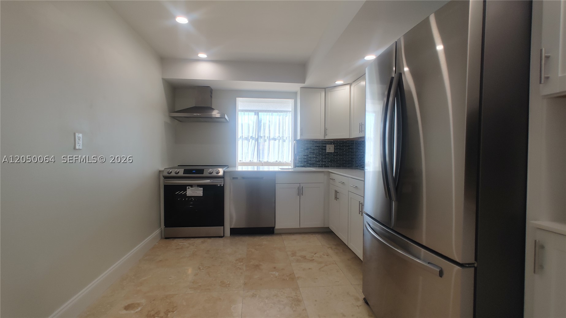 OCEANVIEW PARK CONDO - Residential Lease